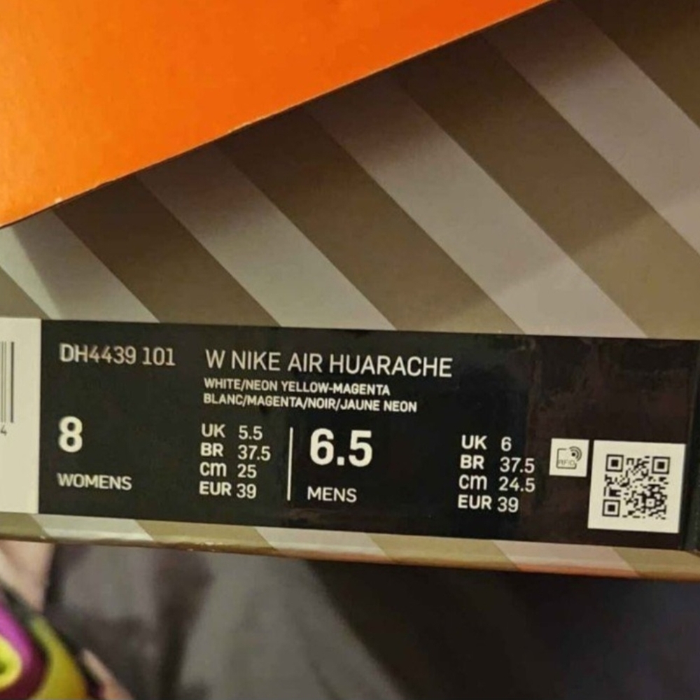 Nike Air Huarache Sneakers